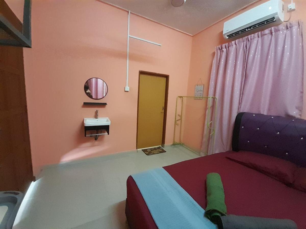 Guesthouse Mokteh Kuala Terengganu Exterior foto